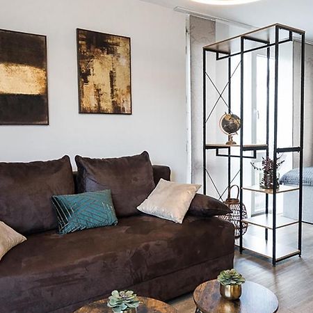 Stylisches Apartment Im Herzen Von Dresden + Parkplatz + Netflix + Self Check-In מראה חיצוני תמונה